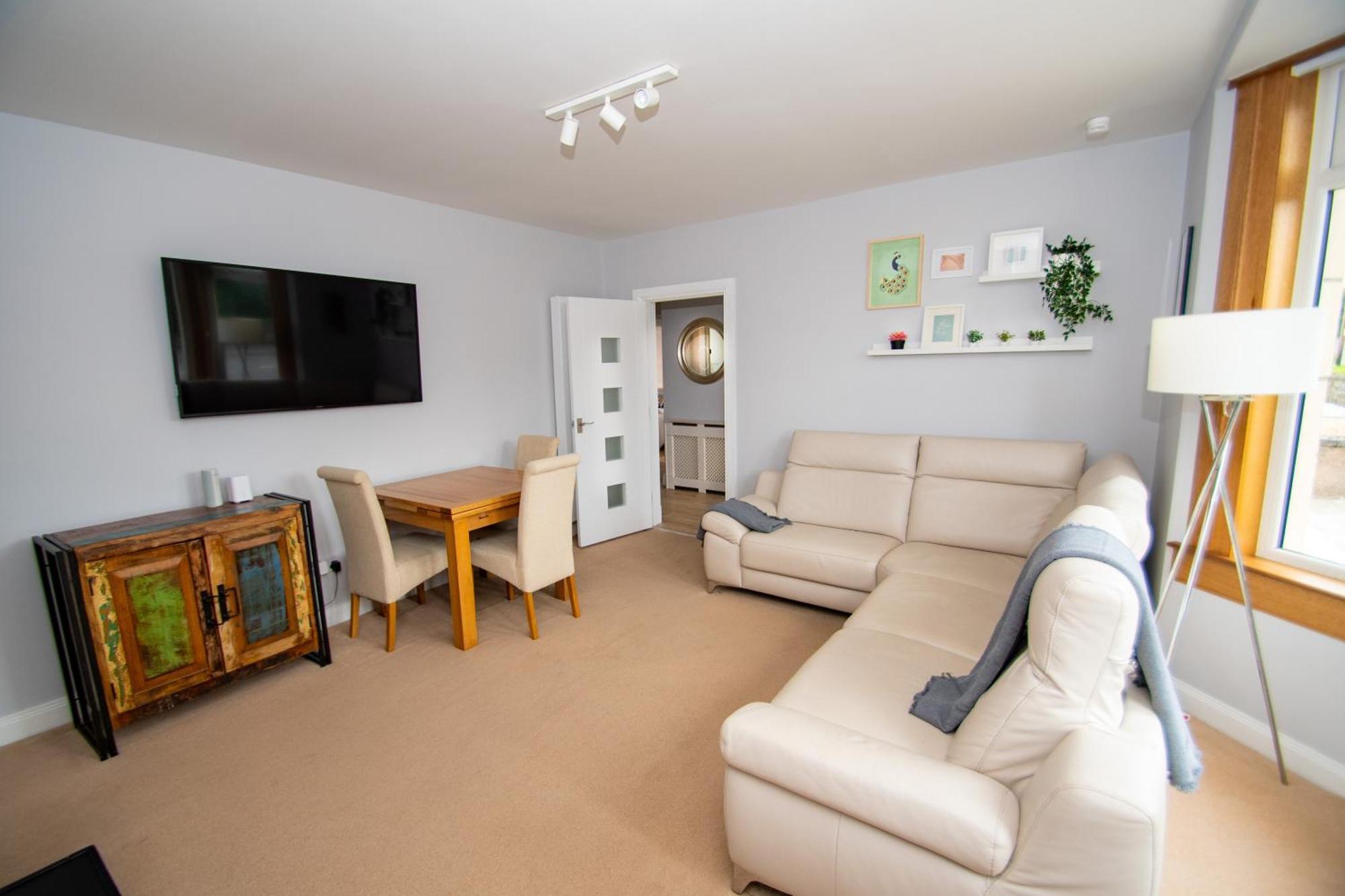 Linburn Near Edinburgh Villa *